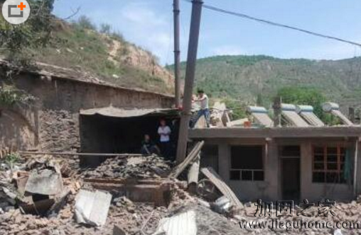 農(nóng)家鍋爐爆炸導(dǎo)致煙囪炸飛50米傷兩人，煙囪加固不可靠?