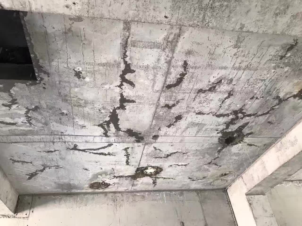 1524783884274129.jpg 灌縫膠4.jpg