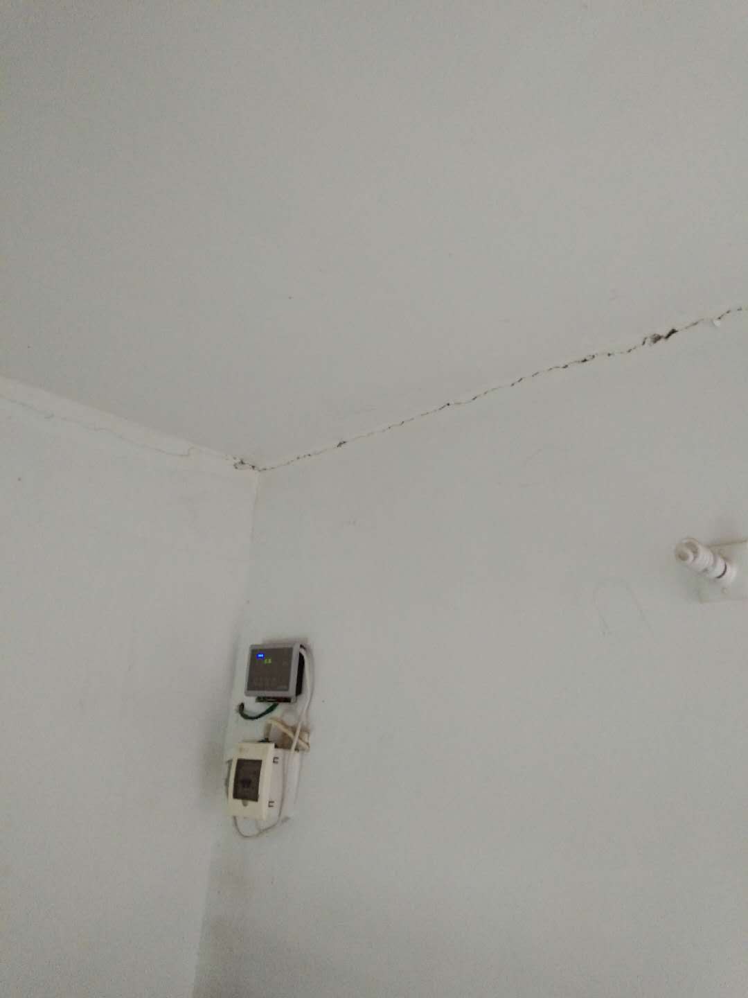 1536123003154327.jpg 691837959156766811.jpg