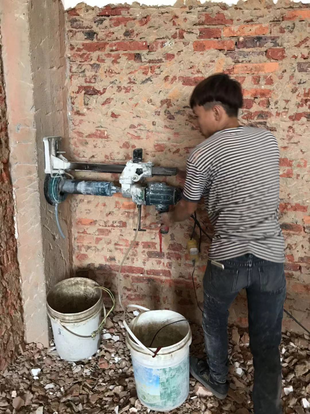 1540971155798690.jpg 117852592072764243.jpg