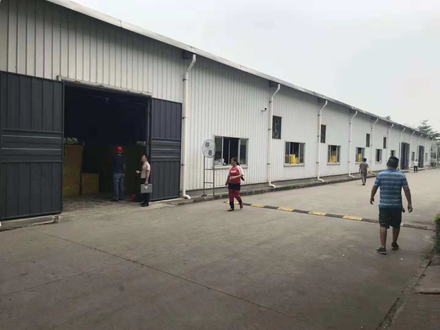 1541598920495766.jpg 338093138395397765.jpg