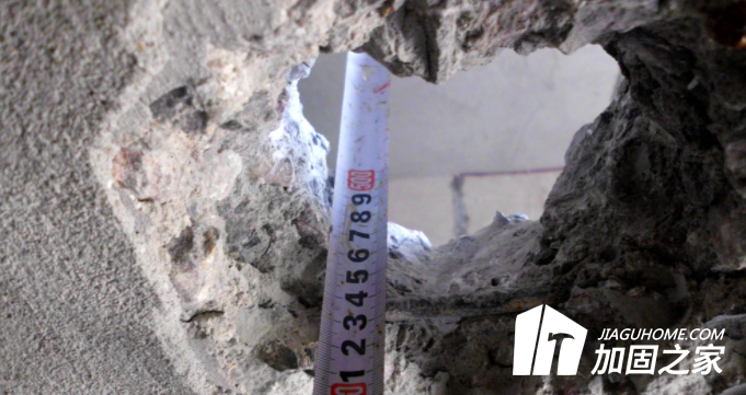 房屋現(xiàn)澆樓板開洞的要怎么加固？