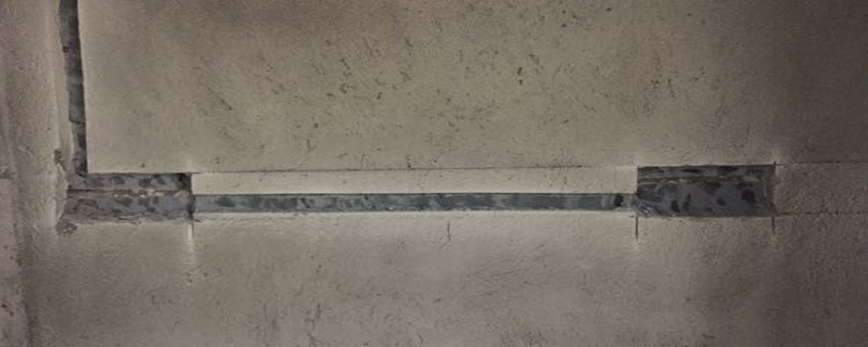 承重墻開(kāi)橫槽如何補(bǔ)救