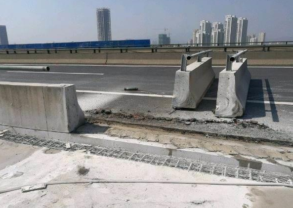 1560501861179331.jpg 1560501695(1).jpg