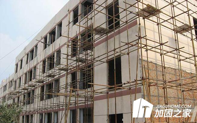 學(xué)校抗震加固施工費用受哪些因素的影響?