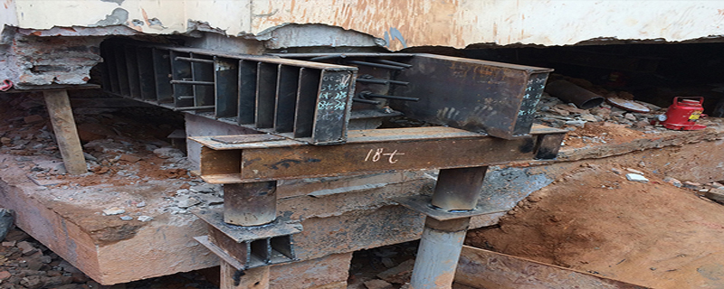 基礎梁穿過承臺的注意事項