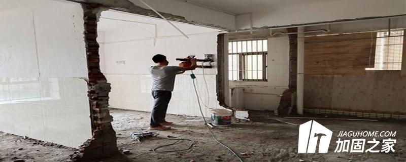 存在以下情況時，需進行房屋安全性檢測以及加固處理