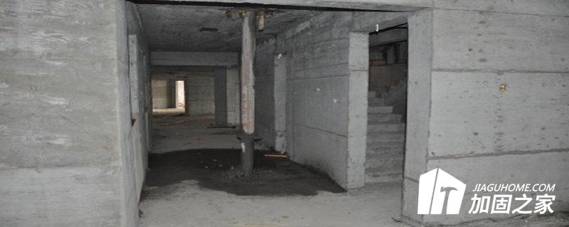  環(huán)境因素對(duì)結(jié)構(gòu)耐久性的影響