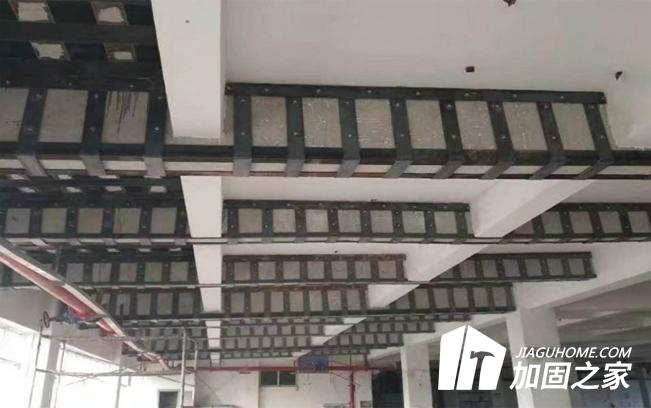 如何保證粘鋼加固施工質(zhì)量?與哪些因素有關?