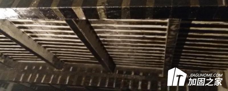 在采用碳纖維布對建筑物抗震加固時，必須遵循以下幾點(diǎn)原則