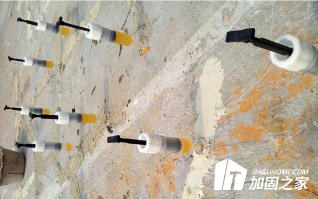 灌縫膠不凝固，這是為什么呢?