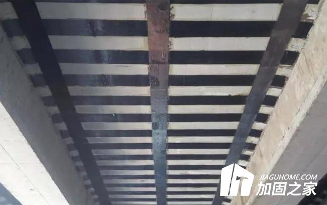 碳纖維板加固和碳布加固相比，有哪些優(yōu)勢(shì)?