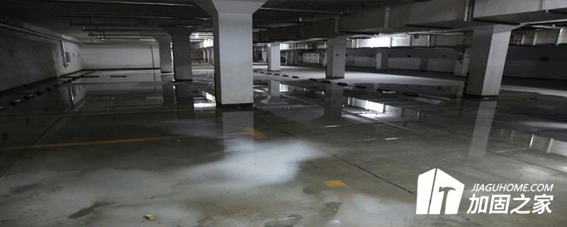 側(cè)墻、底板板面滲水