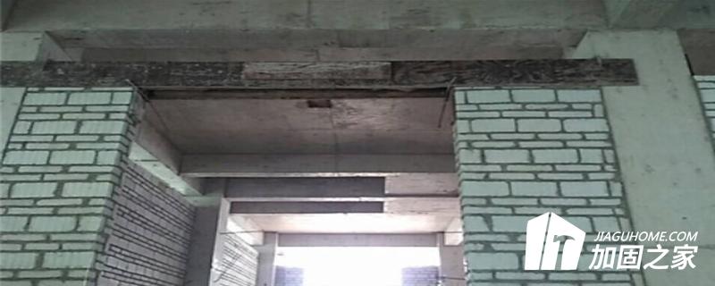 過梁的荷載,應按下列規(guī)定采用