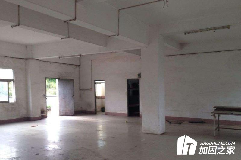 屬于下列情況之一的現(xiàn)有構(gòu)筑物，應(yīng)進(jìn)行抗震鑒定