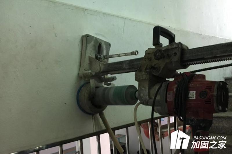 選用有相應(yīng)標(biāo)準(zhǔn)的檢測(cè)方法時(shí)，應(yīng)遵守下列規(guī)定