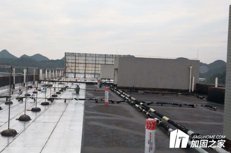 屋頂漏水，如何采取防水措施?