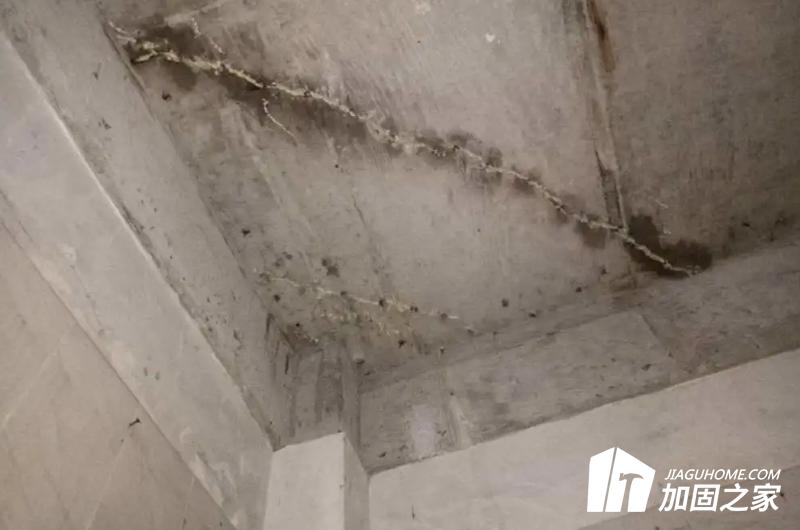 樓面裂縫補(bǔ)漏要注意以下幾點