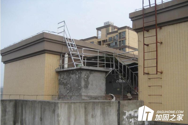 房屋外加固為主的形式
