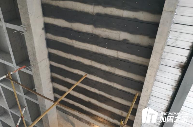 所有的施工材料在進(jìn)場前進(jìn)行系統(tǒng)而全面的檢測