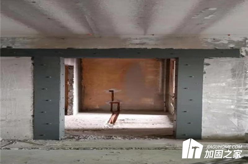 在別墅原結構的承重墻開門洞加固