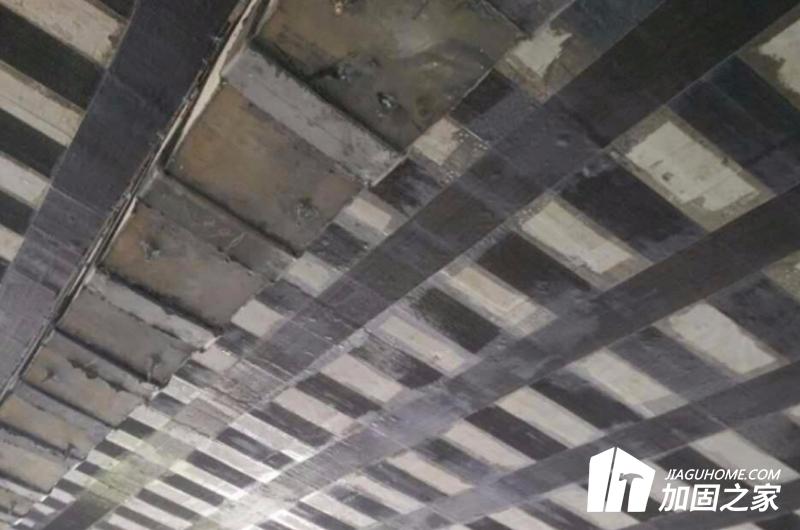 碳纖維布粘貼工程施工規(guī)定對被加固構(gòu)件的基面規(guī)定