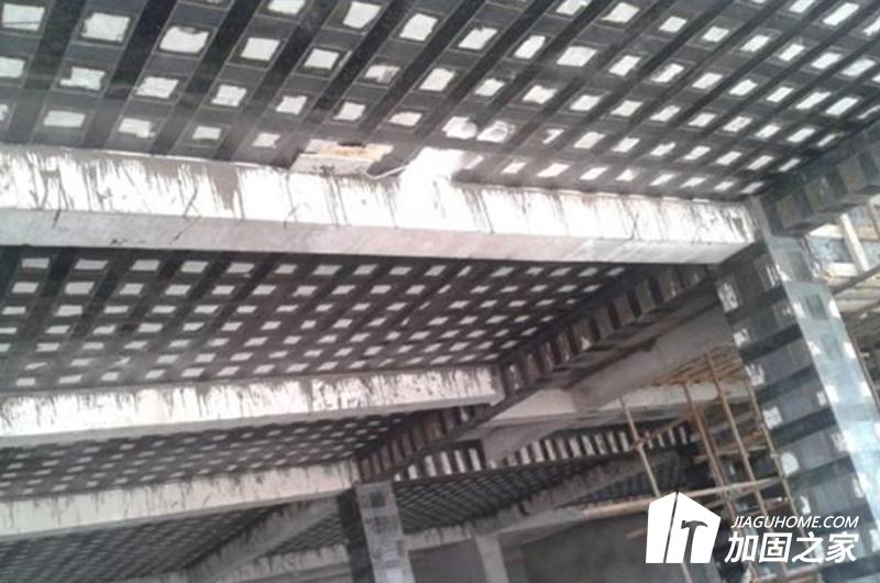 碳纖維加固的費(fèi)用會(huì)由什么因素影響？