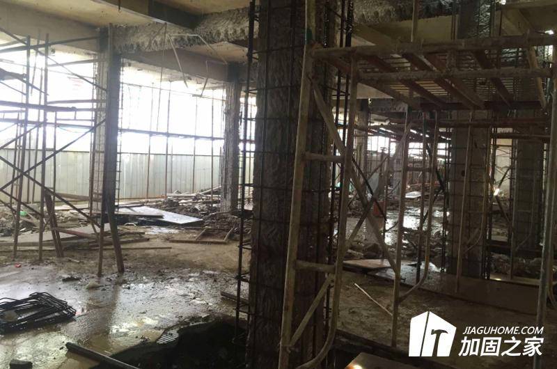 商業(yè)綜合體建筑進(jìn)行加固改造!