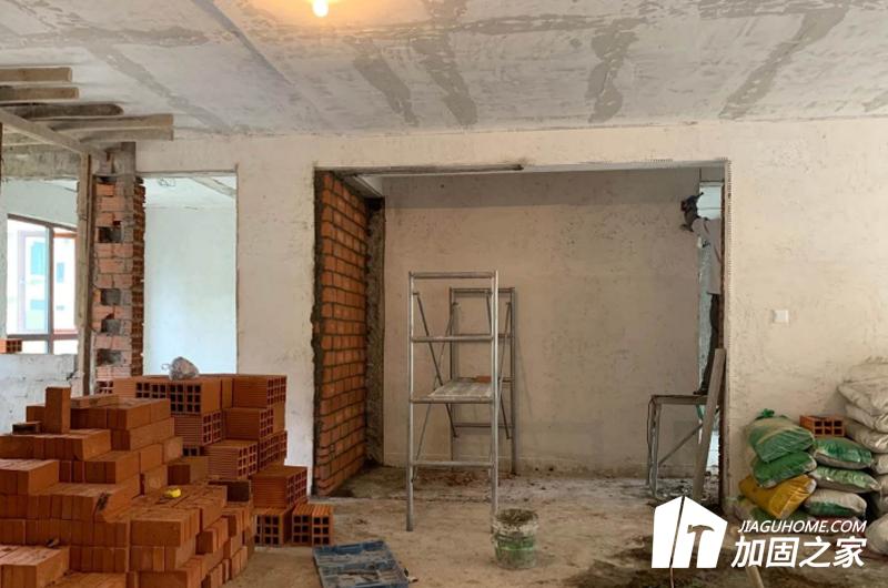 若發(fā)現(xiàn)承載力不足，應(yīng)采取相應(yīng)加固措施