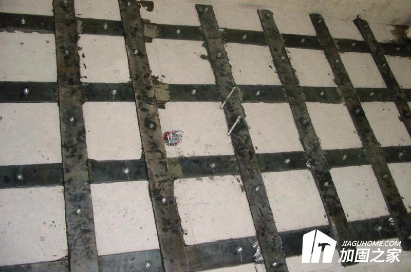 粘鋼加固很強(qiáng)大,施工要求需做好!