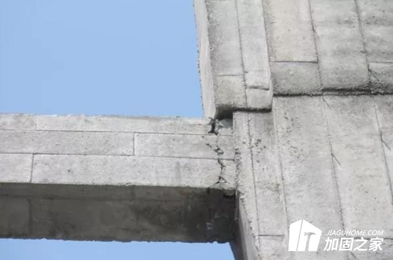 框架結構柱的震害