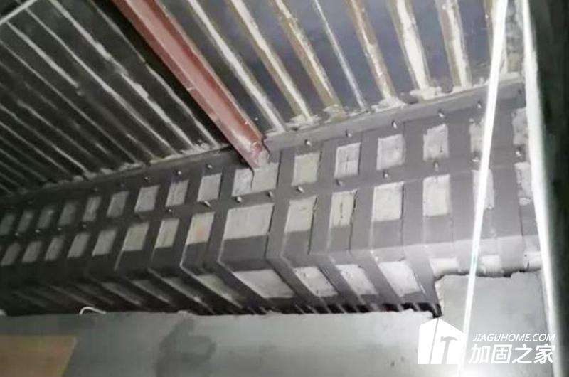 保證梁加固工程項(xiàng)目能高效率、高品質(zhì)地進(jìn)行