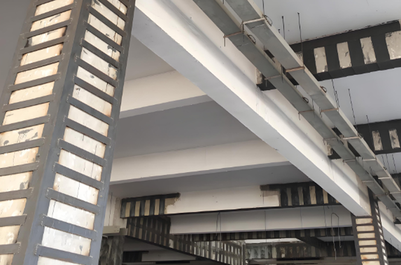 根據(jù)房屋的實際情況，選擇合適的加固材料和方法