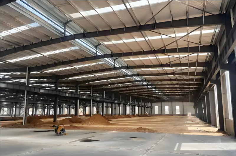 鋼結(jié)構(gòu)廠房加固屋面和墻面