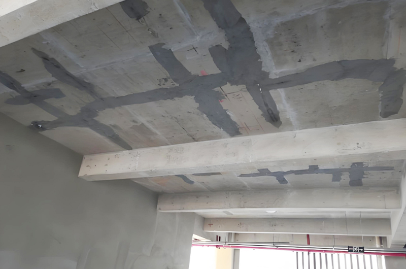 樓頂開(kāi)裂加固