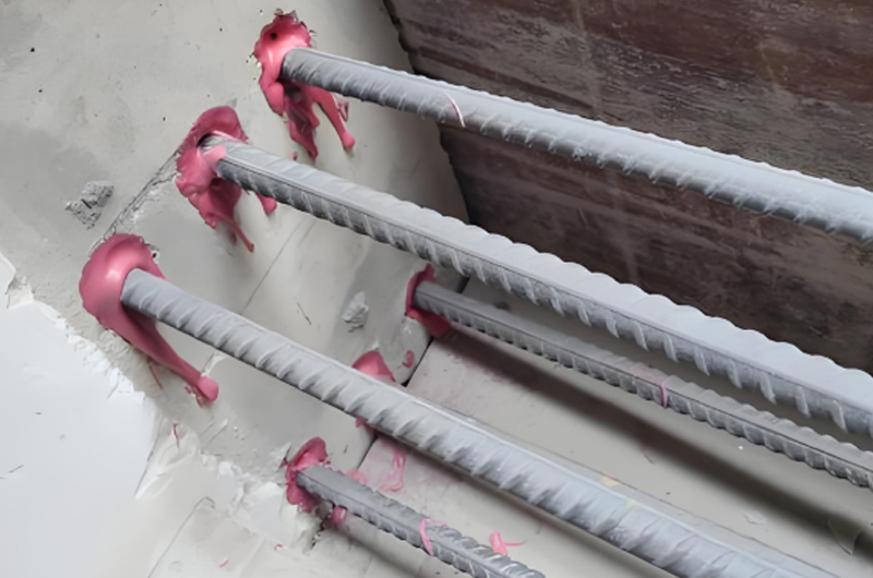 建筑結(jié)構(gòu)膠使用過程中孔洞清理重要嗎?