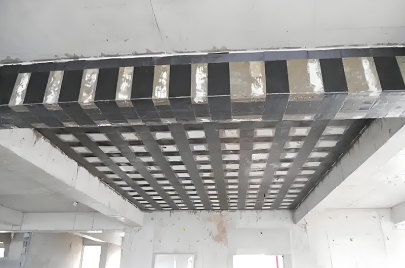 樓板開裂碳纖維布加固