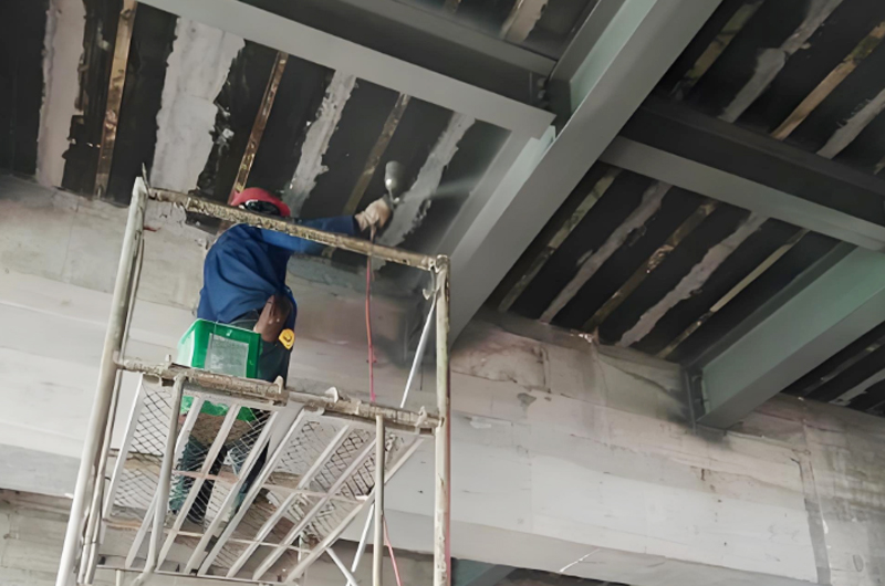 樓板增設(shè)次梁或鋼梁加固法